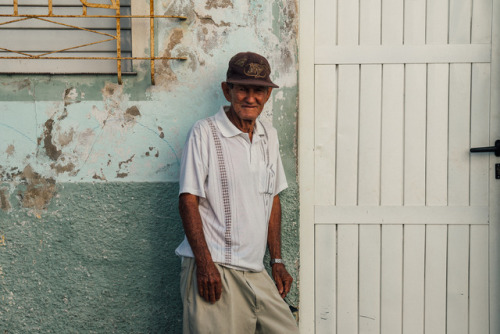 djkrugman: Havana Cuba, with Sony Alpha and Adorama  Photography by Dave Krugman. Instagram | Twitter | Facebook #TTLCuba coming soon: https://www.adorama.com/alc/episode/through-the-lens-cuba-official-trailer 