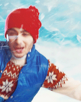 zaynismalik-blog:  “let me kiss you…” 