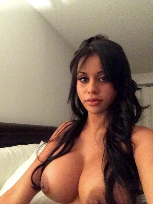 thicksexywomen:  (via TumbleOn)  ❤️