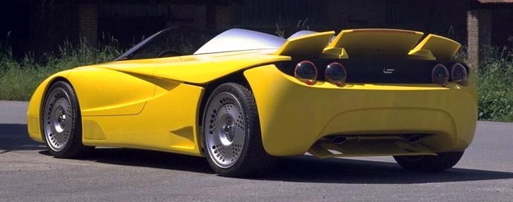 carsthatnevermadeit:  Ferrari F100r, 1999 byÂ Fioravanti. A roadster version of