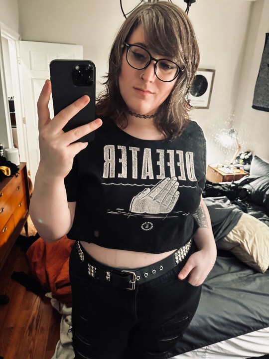 thedoomshine:can i be your punk rock gf? 🖤⛓️🚬✨