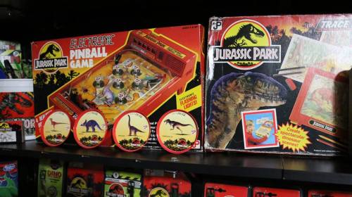 jpnostalgia:  Jurassic Park merchandise jpnostalgia.tumblr.com/