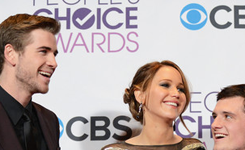 satelia:      Favourite pictures of Josh Hutcherson with other celebrities / asked by anon.     