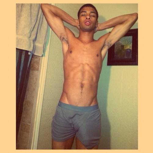 allboutguys:  Damn He’s Fine