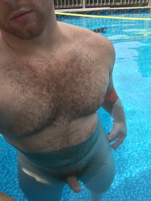 gingercubinalabama:Today’s swim - Frontside  Skinny dipping is the best.