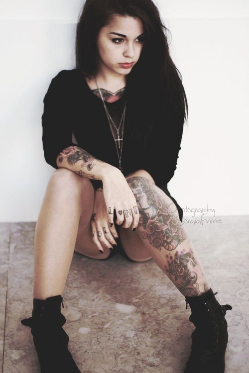 hot4tattoobabes:  hot4tattoobabes