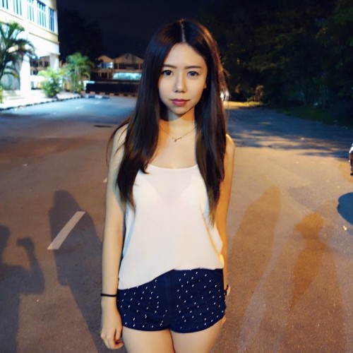 singarean:Girl in White Tops 1
