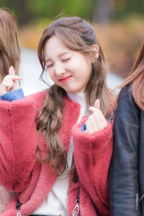 171117 Twice Nayeon at KBS Music Bank©heartlipped // do not edit or crop