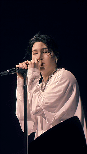Im Sorry Sir, To Be This Handsome Should Be Illegal[256 Days Before Yoongi Is Back]