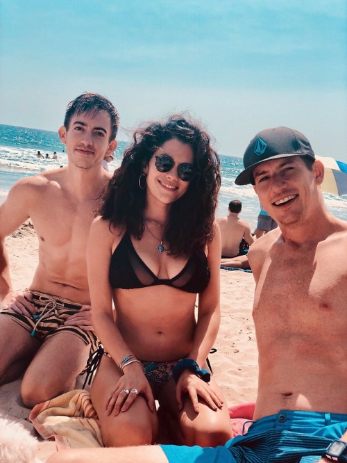 Celebrating Kevin McHale's birthday-and his bare beach bum - Queerty