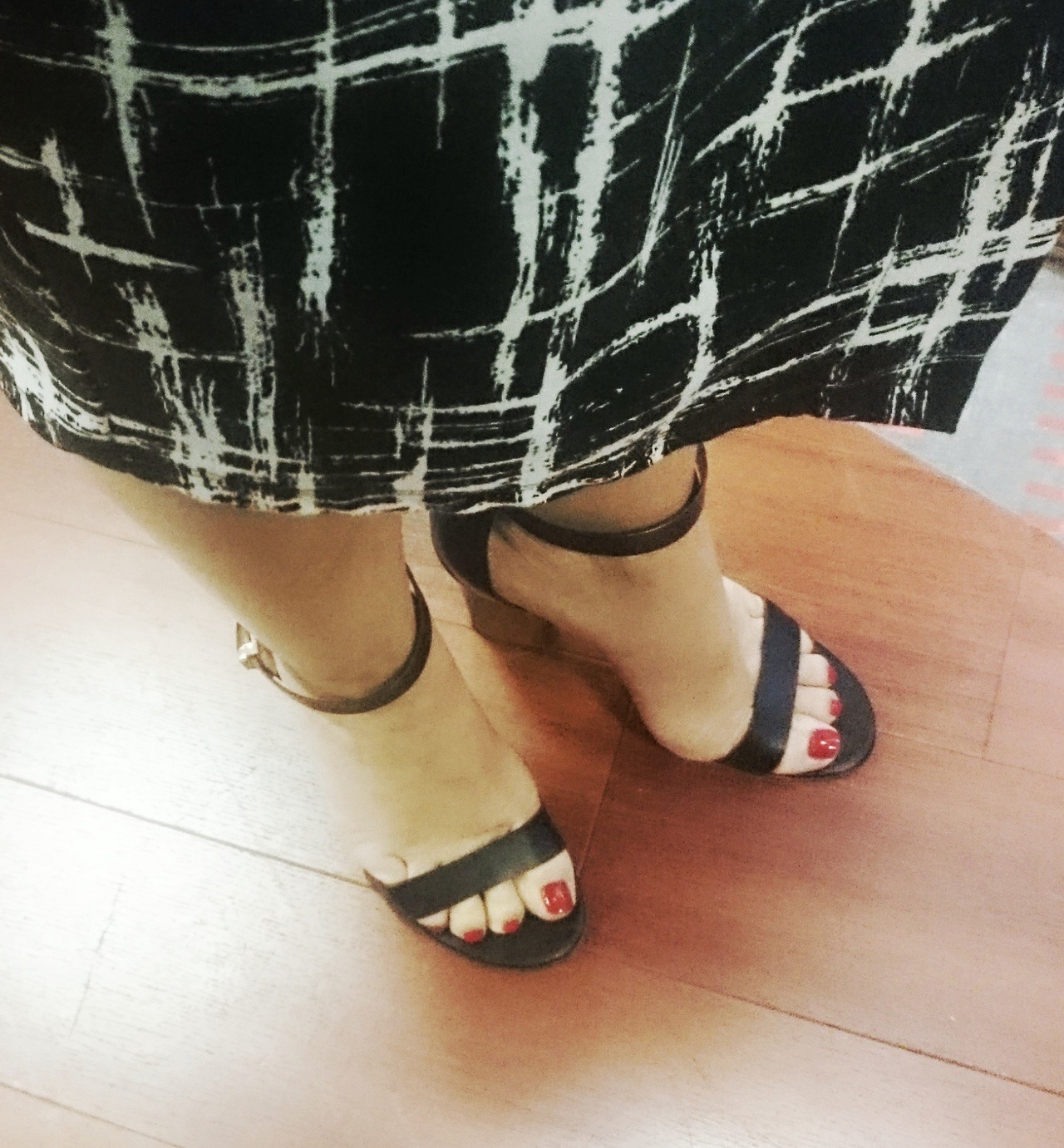 bantor69:  Perfect feet 👣😈
