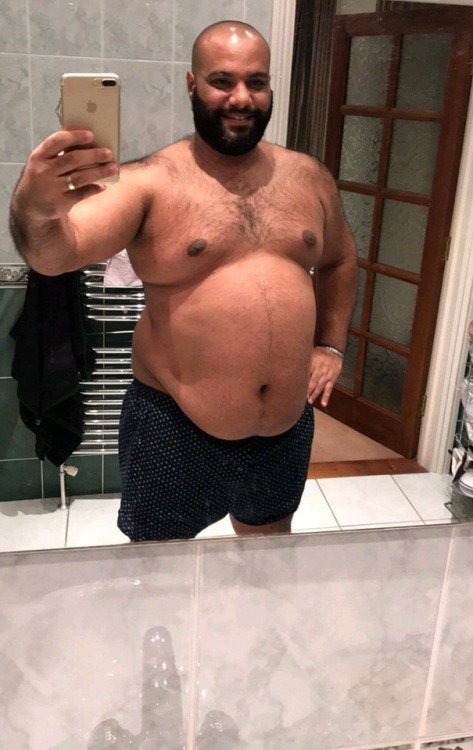 chubear80:  chubbyandbears:  Chocolate chubby  Cute 😍😍