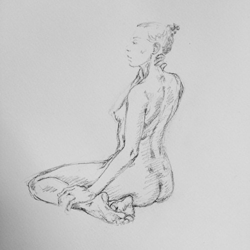 20 min pose #artmodel #figuremodel #figuredrawing