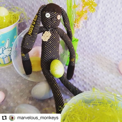 #Repost @marvelous_monkeys • • • • • • Yuba City, California Here’s our last little Bunny avai