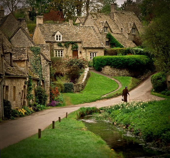 laileyheart:  Bilsbury England 