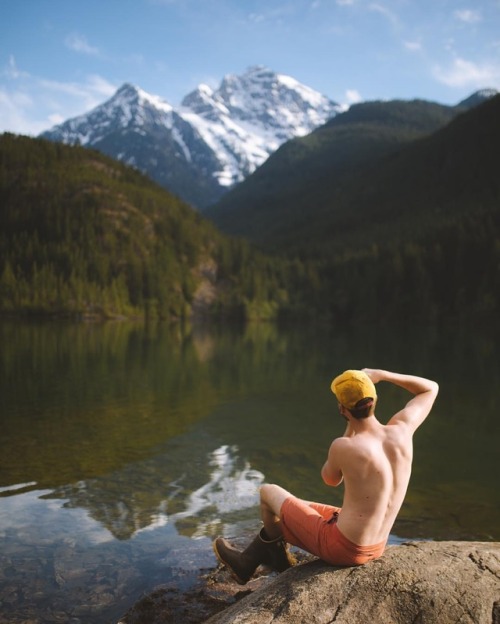 johncwingfield:Unforgettable days in the North Cascades. (at Diablo Lake)