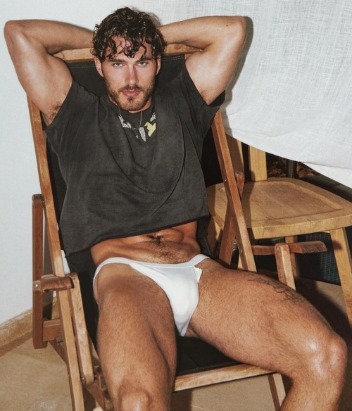 pleasingmen:MICHAEL YERGERMYhttp://michaelyerger.com/BY