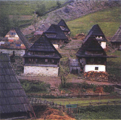 dahliafyodorovna:Mountain village Umoljani, Bosnia. Photo by G.SikimićTaken from the book “Socialist