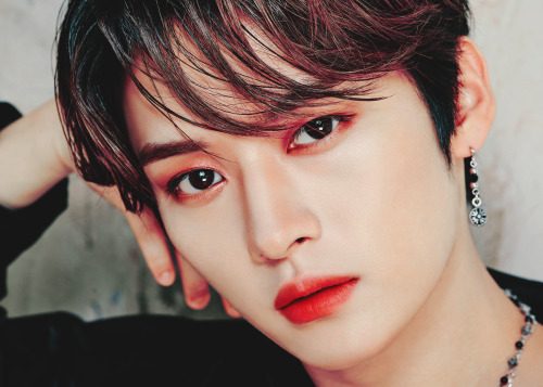 realstraykids:Lee Know x CLIO [click for higher quality]