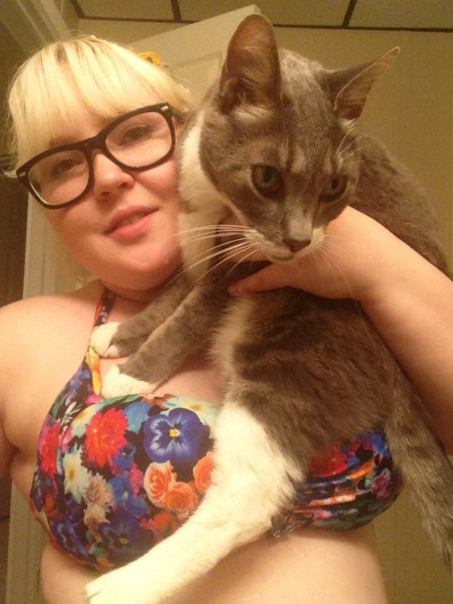 themanicpixiedreamgrrrl:  themanicpixiedreamgrrrl:  FATKINI  LOOK AT WHAT A BABY BABY I WAS