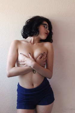 Darlinglolitaswonderland:  My Boobs Are Not Big And My Face Is Not Perfect. I Am