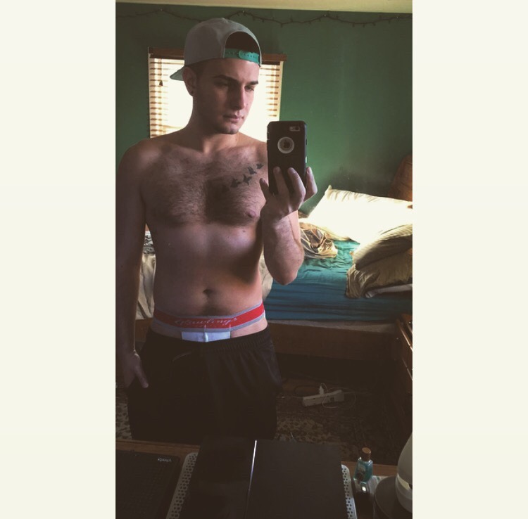 im-just-ty:Seeing even more progress with my body since I started working out with