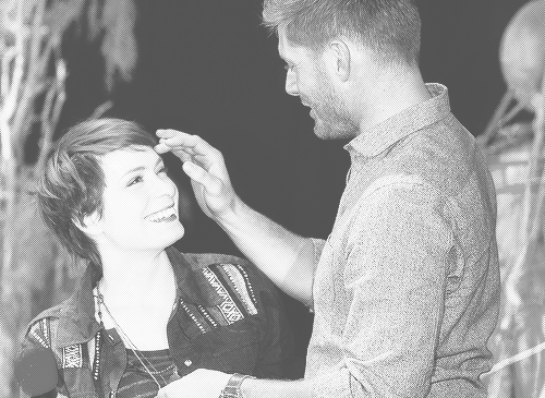 heartattackles:  jensen and felicia being cute at burcon (x) 
