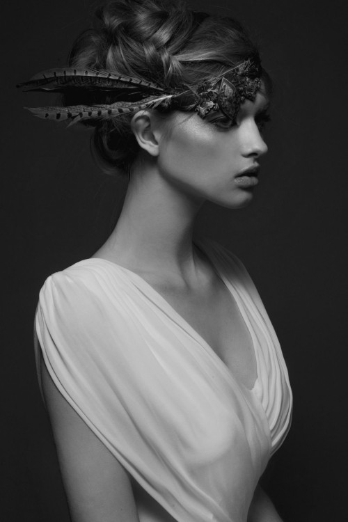 black-white-madness:Madness:Stasia. Ford Models Chi. MUA - Zee Gustafson Styling - Rebecca Neenan 