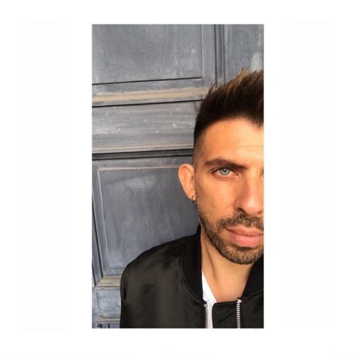 diamondluisant: -  #diamondluisant #fashiondesigner #photographer #creatorofpainting #man #boy #fash