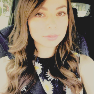 editioncd9:  » Icons de Miranda Cosgrove « • Por favor LIKE si guardas o usas.