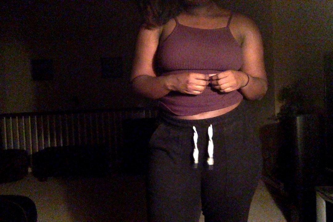 dontforgettheclit:  Here. Have some grainy and badly light pics of me……I just