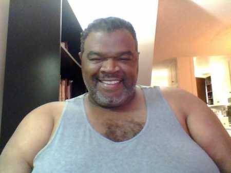 blkbearbear87:  Want that older guy with adult photos