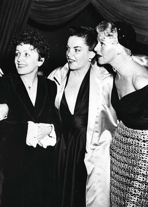 philippaeilhart: Ginger Rogers, Judy Garland, and Édith Piaf at the Versailles Club, 1950.