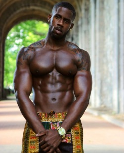 serviceforblacklatinomen:  Hot!! Fave  