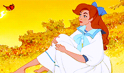 lumosmaximas:I guess every lonely girl would hope she’s a princess.