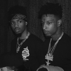 metroboomin:  No Heart certified platinum 💿💔🗡