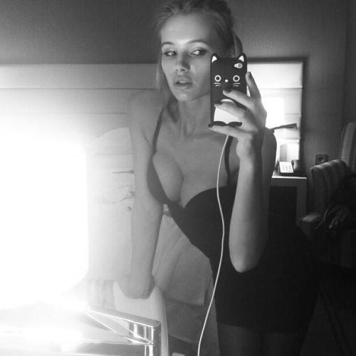 famous-sexy-women-toplist: Olya Abramovich.