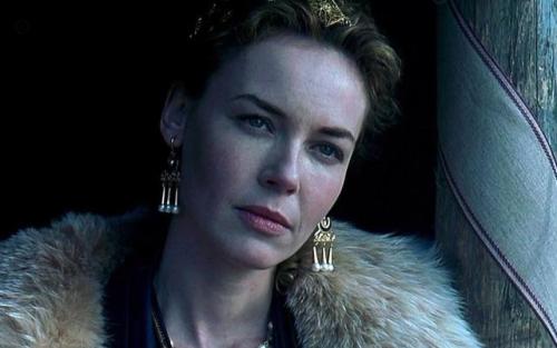 Happy Birthday to Connie Nielsen, always the warrior queen.(July 3, 1965)