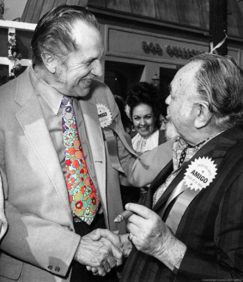  Vincent Price & Edward G. Robinson at the Paseo Del Arte, in La Cienega Gallery Row, CA in 1971