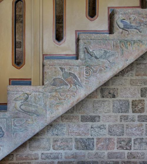 Raymond Pitcairn mentioned these Audubon bird figures decorating Glencairn&rsquo;s third floor stair