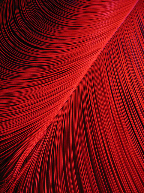 menentk:red diagonal…..9889 by hansntareen on Flickr.