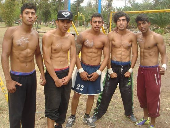 Chacalitos, Bigotones,Maduros y Mas