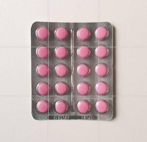 yung-lilo:  dysfunctunal:  fanceii:  happy pills💊  (18+)  ✨💖💸 ghetto goddess