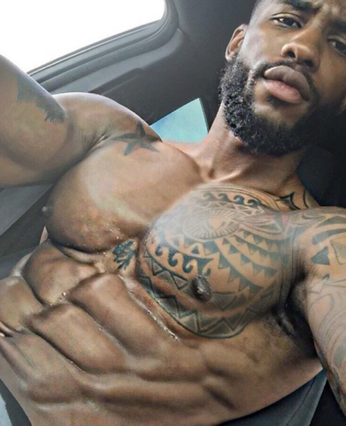 hottestmenontheplanet:  Just because he is so damn fine  Dam he is so hot