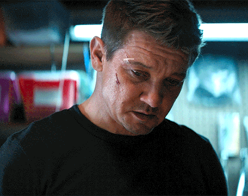 whatelsecanwedonow:  You know, you don’t have to do this. It is part of the job. It’s always inconvenient.It’s lonely. You will get hurt. Heroes have to make some tough decisions.So, if you’re gonna do this… I just wanna know you’re ready.HAWKEYE