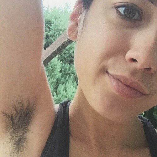 dirtypantiesgirlsfetish: Female hairy fragrant armpits Женские волосатые ароматные подмышки