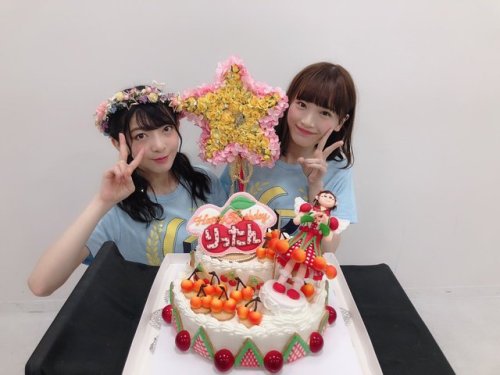 太野彩香さんのツイート: りったんの生誕祭でした！！ ケーキのお人形さん可愛い〜！！ 星のステッキや、花かんむりも星！⭐️ わたし、星大好きだからもう全部きゅんきゅんした！！本当に可愛い！！！ りこに