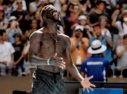 American Frances Tiafoe reaches his first Grand Slam Quarter final on his 21st Birthday, after beati