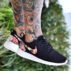 raimovroman:  Nike Roshe Run Custom 