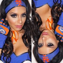 Let&rsquo;s go @mets #metsfan #mustwin #metsfan #metsgirl #metslady #metswoman #MetsGirlMeena #worldseries #wonderwoman hair and makeup by @shimycatsmua by missmeena1